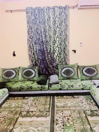 ザーラ アパートメンツ