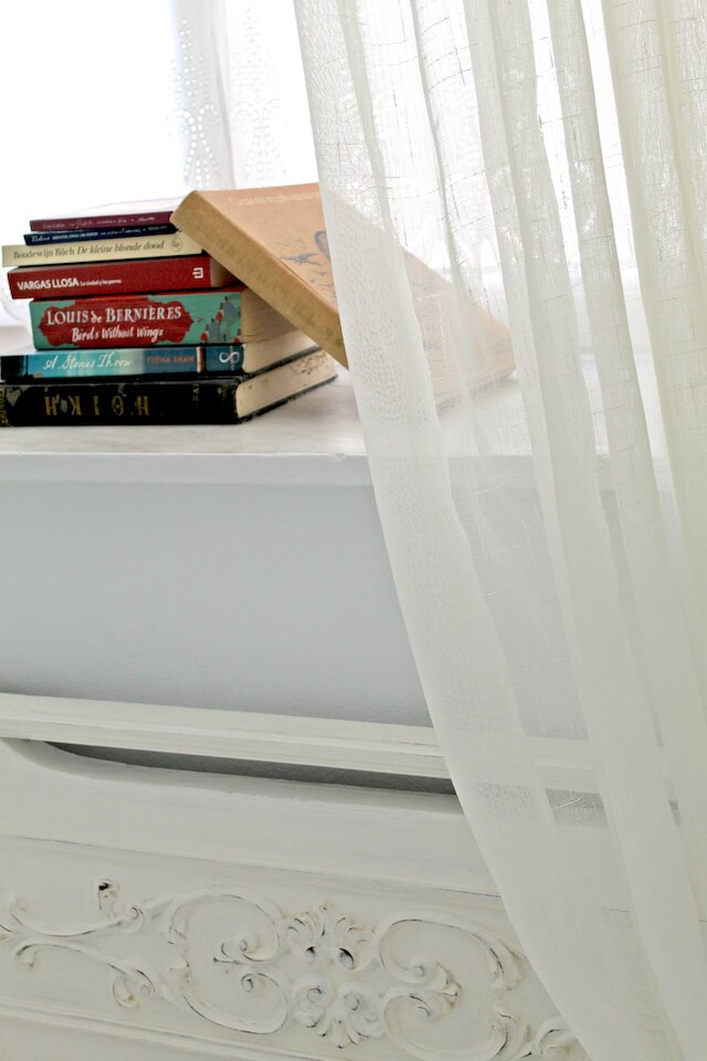 ネフィリア アンダー ザ アクロポリス イン ザ ハート オブ プラカ