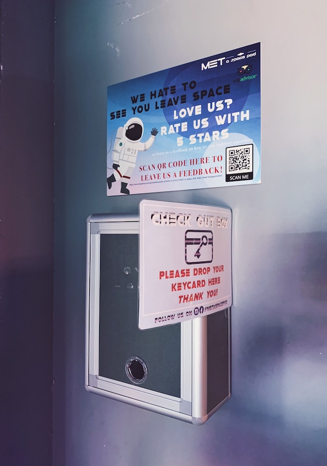 メット ア スペース ポッド アット アラブ ストリート