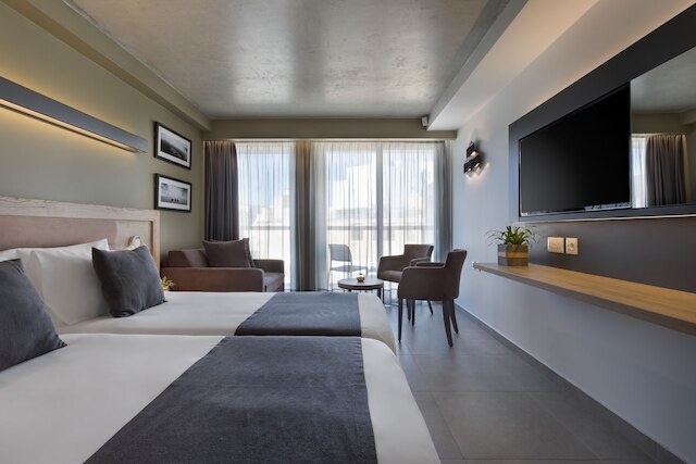 アズール ホテル バイ ST ホテルズ