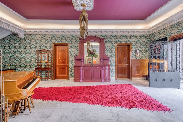 パグ シール ポランコ アナトーレ フランス