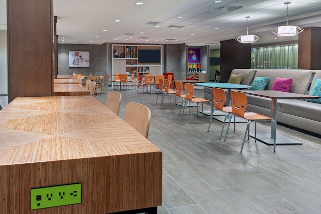 ホーム 2 スイーツ バイ ヒルトン オーランド ニア ユニバーサル