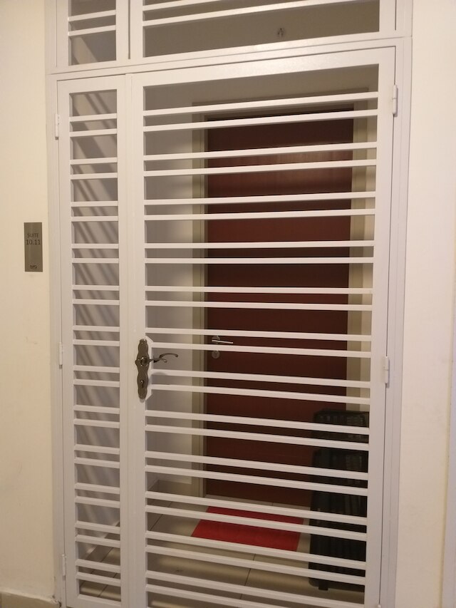 ラッフルズ スイーツ ホームステイ