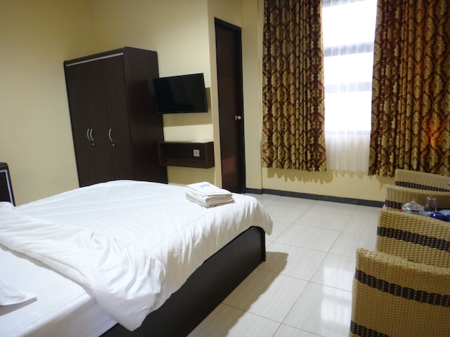 フロント ワン イン マラン