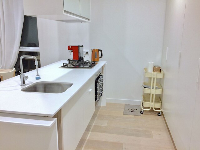 ブラン ニュー スタニング ホーム ウィズ ガーデン