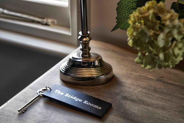 ザブリッジインバーンズ