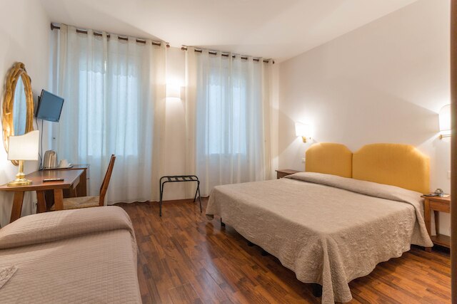 ホテル レックス