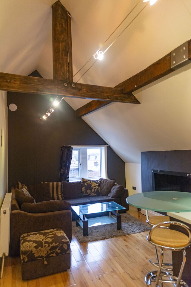 ザ アパートメント ナンバー 2 ザ オールド レッド キング パブ