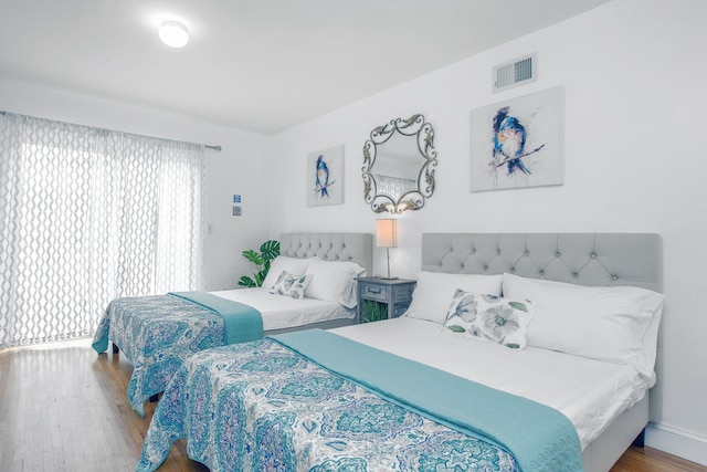 ラクパノス モダン ステイ オン フォレスト ストリート