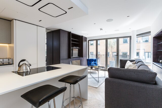 グージ ストリート III