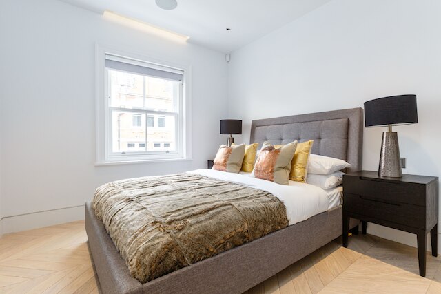 グージ ストリート III