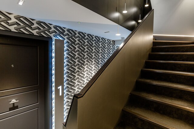 グージ ストリート IV