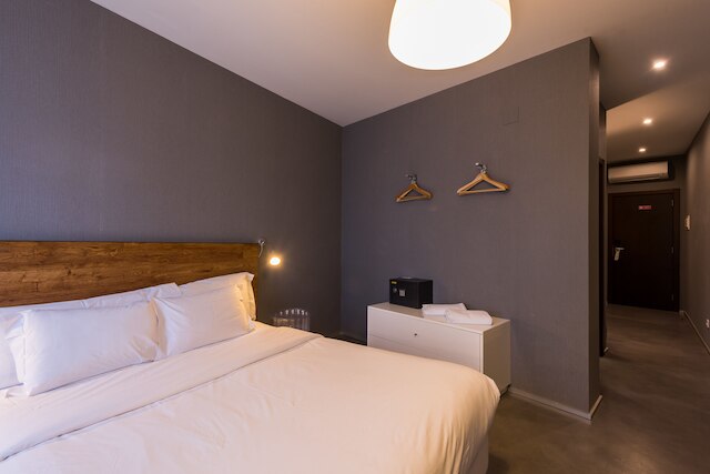 アルファマ - リスボン ラウンジ スイーツ