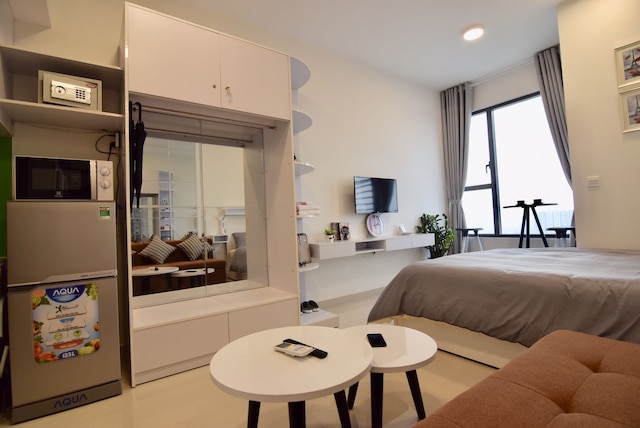 チャウ アパートメンツ