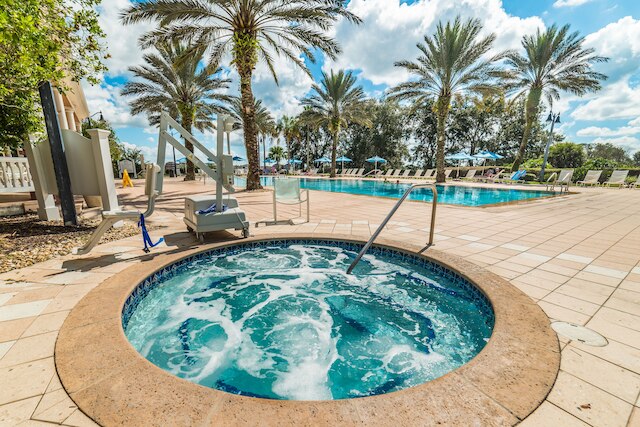 エンジョイ オーランド ウィズ アス - リユニオン リゾート - フィーチャー パックド スペーシャス 3 ベッド 2 バス タウンホーム - ディズニーまで 6 マイル