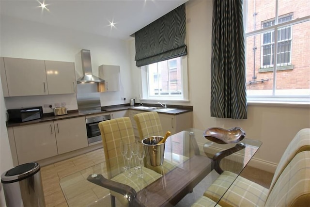 ザ キャッスル コレクション - 42 キャッスル ストリート