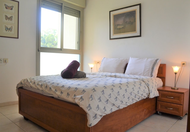 絶好の立地にあるアパート、ベッドルーム 2 室、パーキングあり