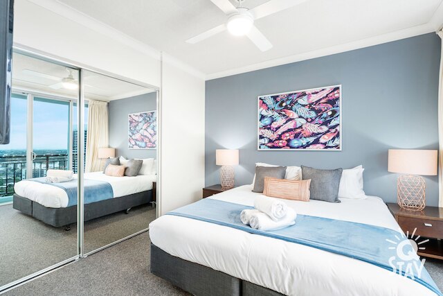 シェブロン ルネッサンス - Q ステイ