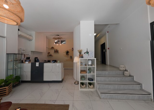 ティンズ ホテル シティ