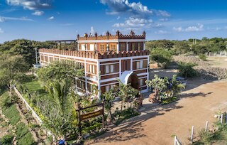 バガン バーテックス ホテル