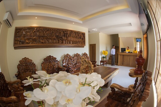 バガン バーテックス ホテル