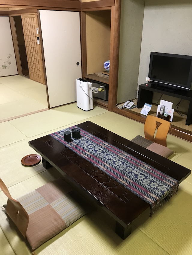 割烹旅館 鯉登苑