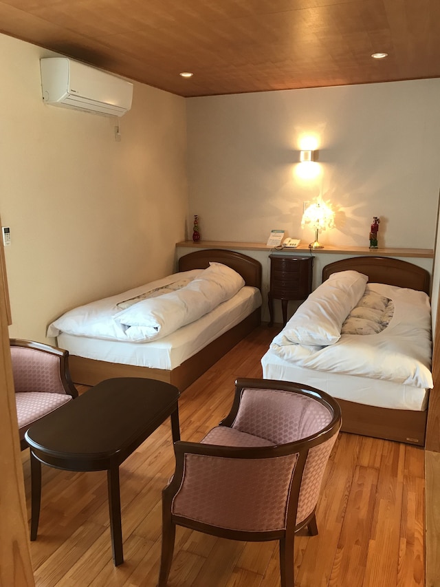 割烹旅館 鯉登苑