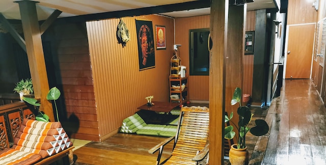 バーン クン ヤ アユタヤ