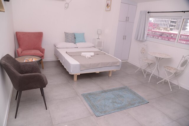 ロスチャイルドの隣にある居心地の良いアパートメント