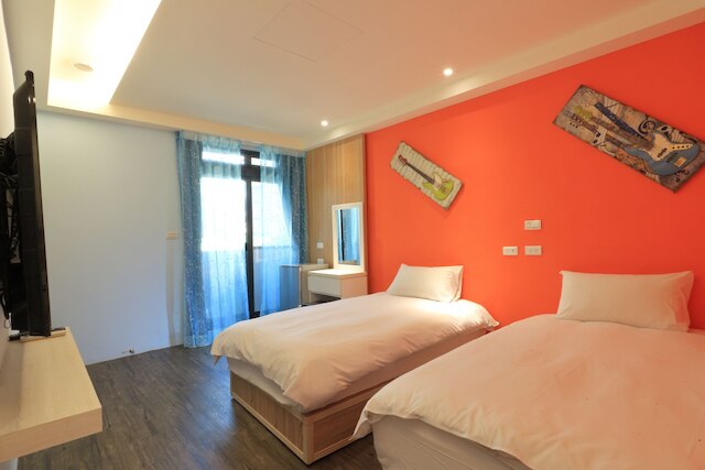 アミル トレイン ステーション アンド エレベーター B&B