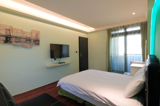 アミル トレイン ステーション アンド エレベーター B&B