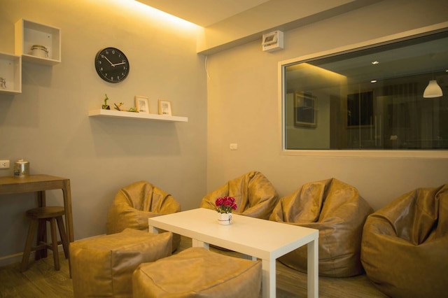 ザ スワンナプーム アパートメント