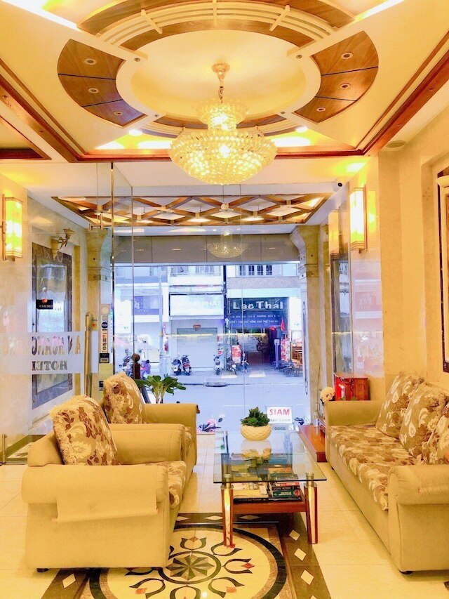 タン ホアン ロング ホテル