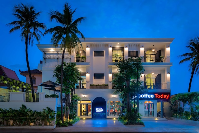 ブラン スミス レジデンス