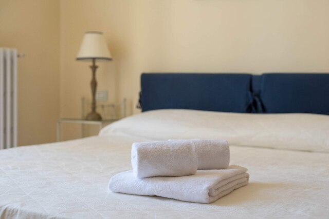 ドゥオーモを望む素敵なアパートメント、ベッドルーム 2 室