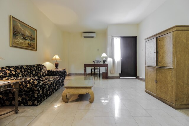 レッドドアーズ プラス ニア GBK スナヤン