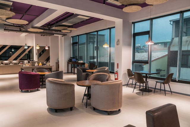 ハイ クラウド インターナショナル ビジネス ホテル