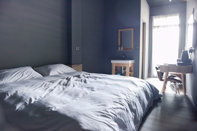 ルガン バック イン