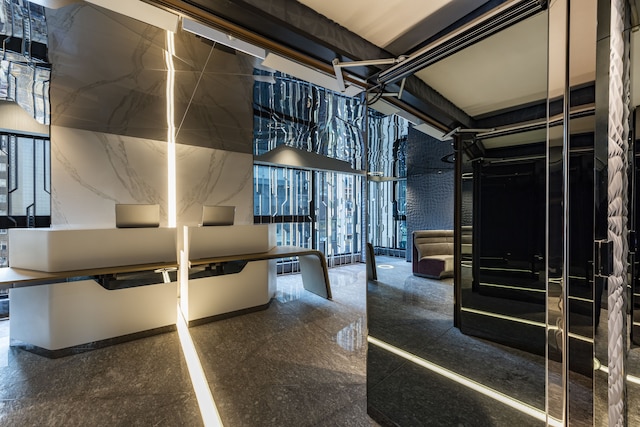 バタフライ オン LKF セントラル (晋逸蘭桂坊精品酒店 中環)