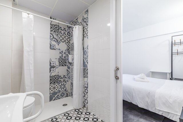 AYZ ウリセス - オートチェックインプロパティ