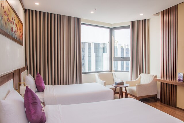 ロザミア ダナン ホテル