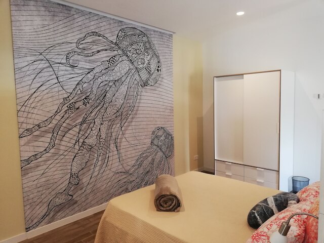 スリー シティーズ アパートメンツ