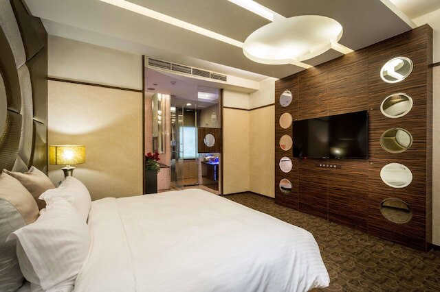 ウライン モーテル