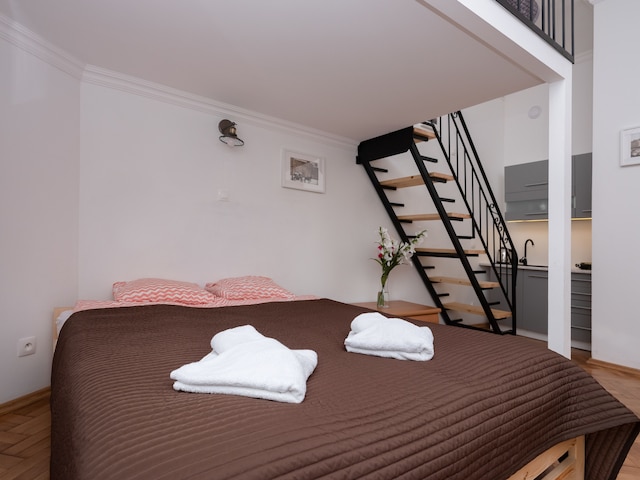 ロイヤル シティアパートメンツ スタロヴィシルナ 36