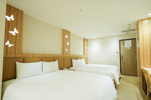 ヨウアイ ジン シャン ホテル (友愛京賞国際大飯店)