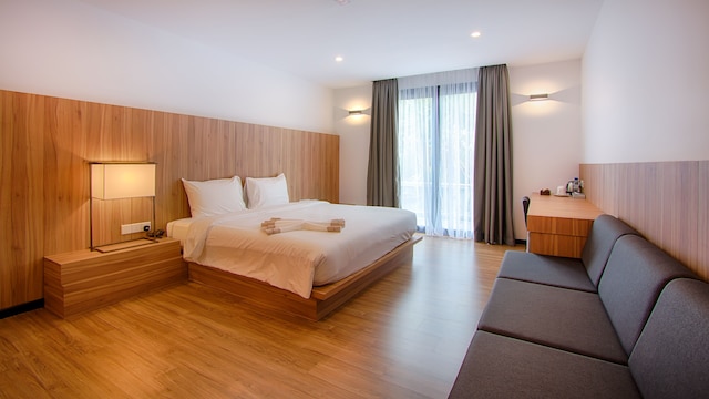 ロット 33 ブティック ホテル