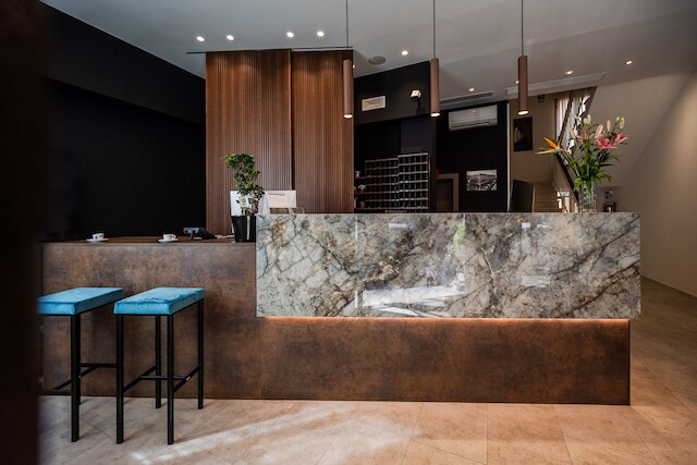 アストリア デラックス ルームズ チェック イン プレッソ ロホテル アストリア ヴィア フラテッリ ロッセリ 14