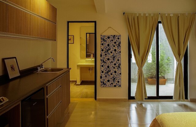 ステイ トロピカル ダウンタウン スタジオズ