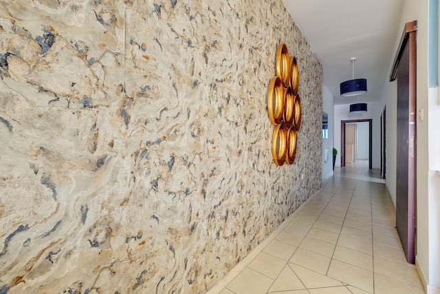 モダン2BRスリーマアパートメント