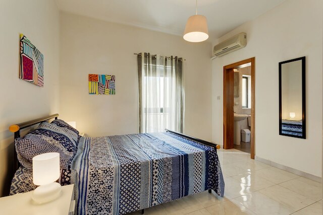 スリマにある海辺のアパートメント、息をのむような景色